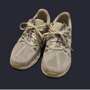 OnCloud CloudSurfer Athletic Running Training Shoes